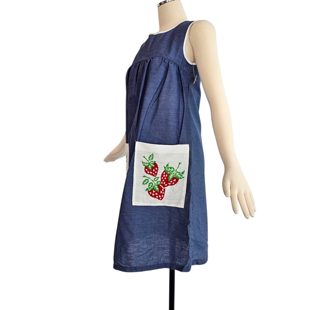 Vintage DEADSTOCK 1960s Dress Shift Dusty Blue Empire Waist Strawberry Print NWT - Picture 5 of 10